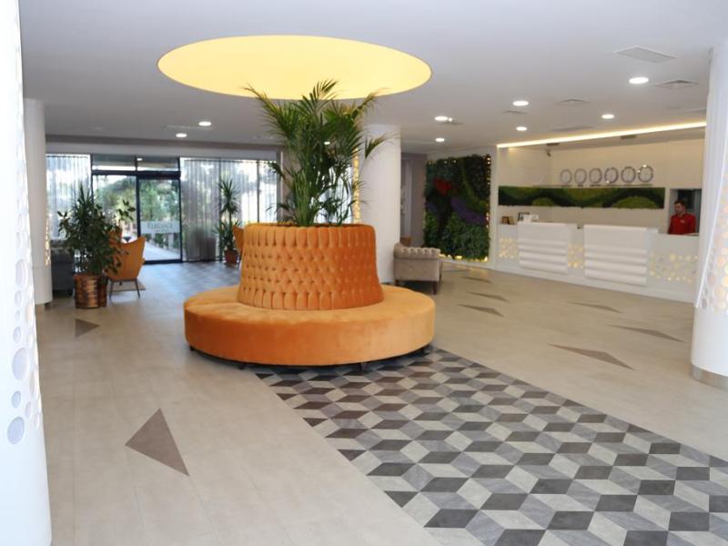 Elegance Resort Hotel