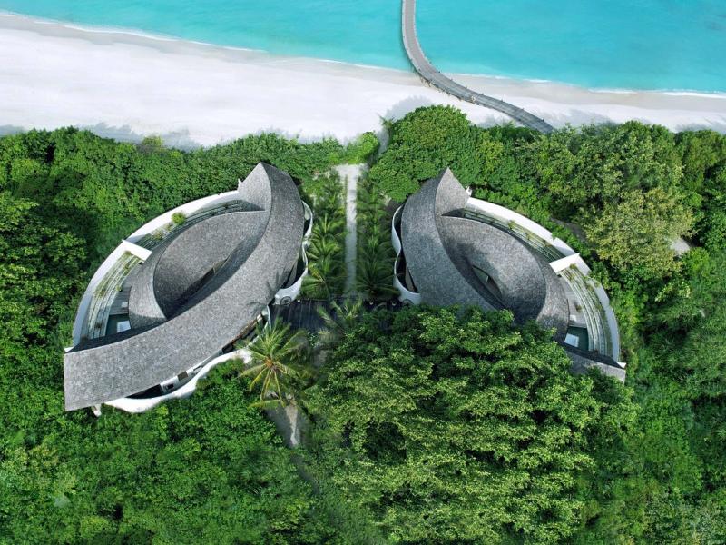 Hideaway Beach Resort & Spa