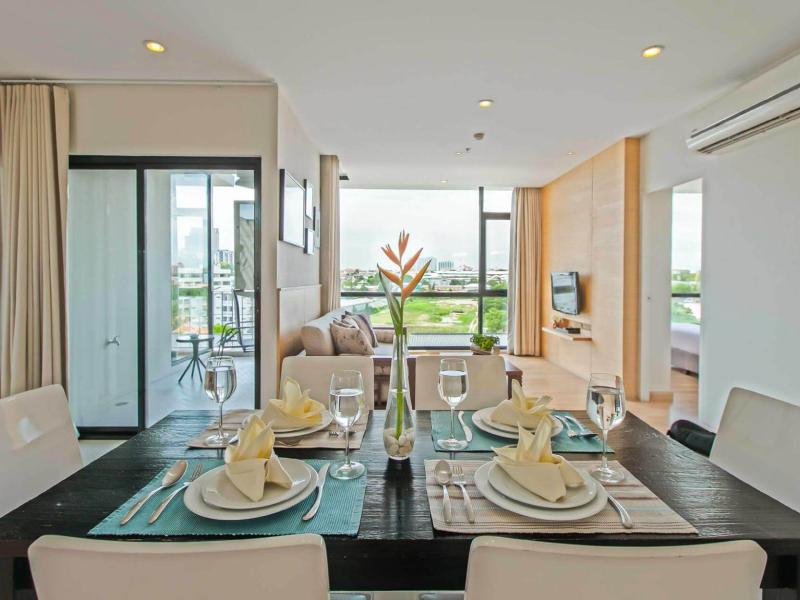 Altera Hotel and Residence by At Mind