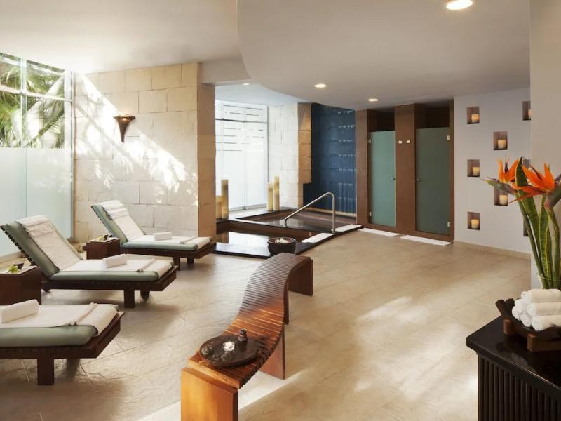 The Fives Beach Hotel & Residences
