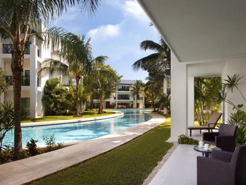 The Fives Beach Hotel & Residences