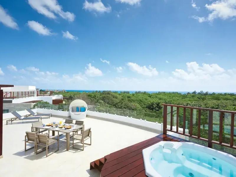 The Fives Beach Hotel & Residences