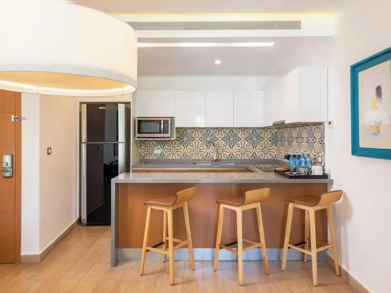 The Fives Beach Hotel & Residences