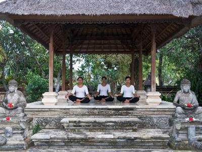Matahari Beach Resort & Spa