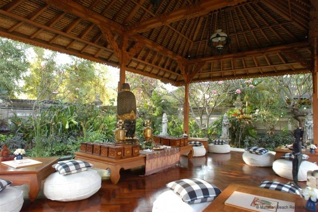 Matahari Beach Resort & Spa