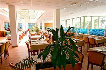 Bluesun Hotel Marina