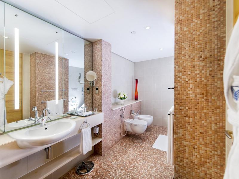 BurJuman Arjaan by Rotana