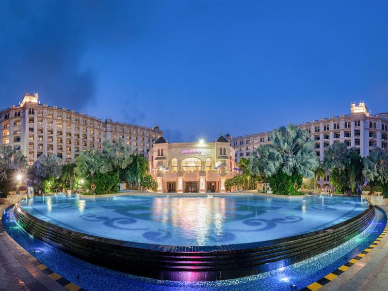 Crowne Plaza Resort Sanya Bay