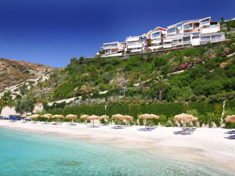 Theseus Beach Village