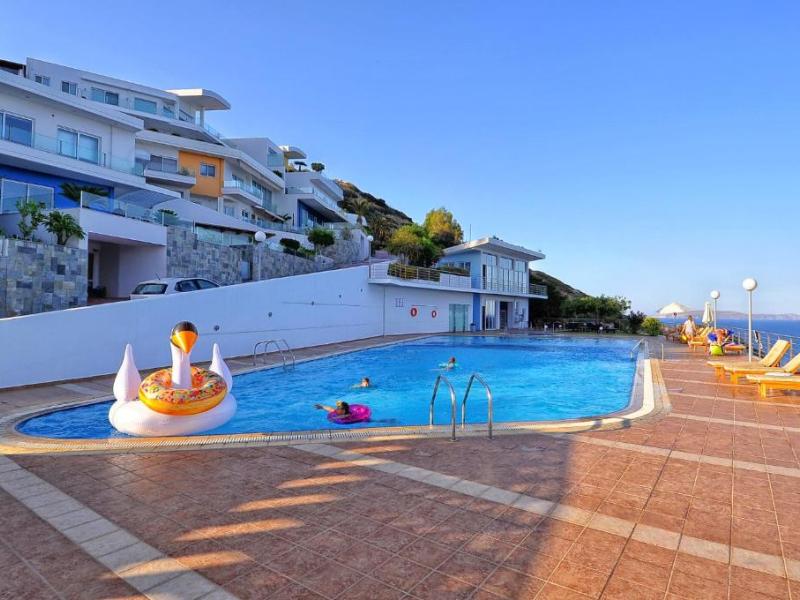 Theseus Beach Village