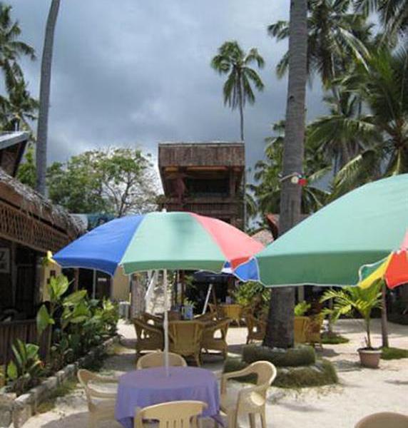 Genesis Divers & Hayahay Resort