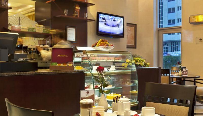 Al Manzel Hotel Apartments