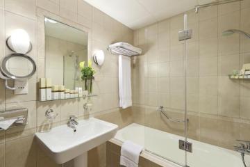 Отель Al Manzel Hotel Apartments ОАЭ, Абу Даби, фото 18