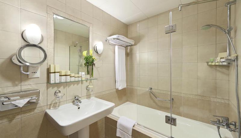 Al Manzel Hotel Apartments