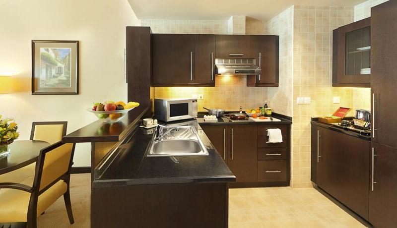 Al Manzel Hotel Apartments