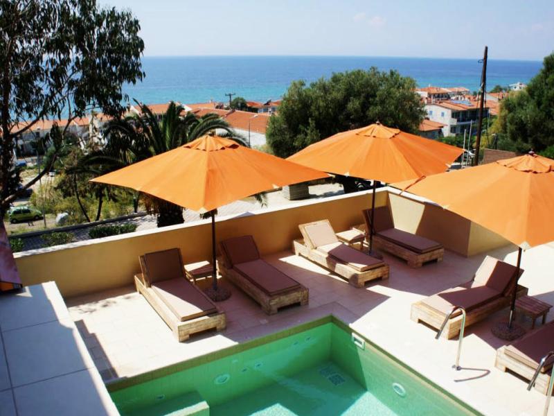 Greek Pride Cronwell Rahoni