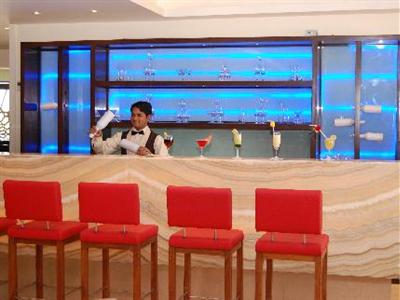 Cambay Golf Resort Jamdoli