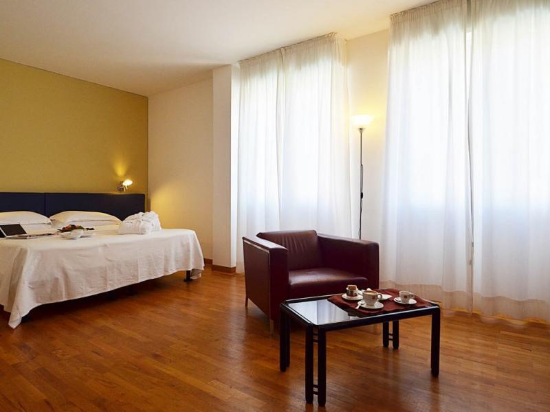 Hotel Mistral 2
