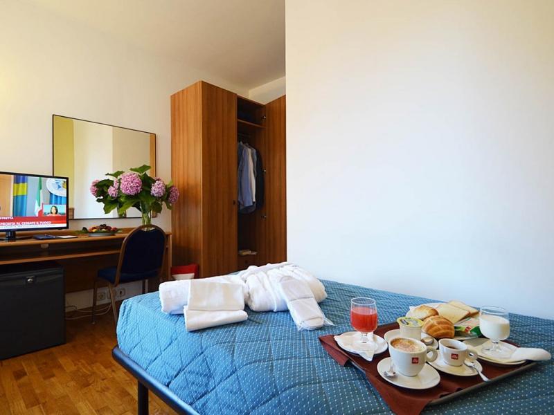 Hotel Mistral 2