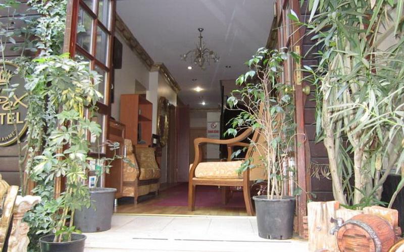 Apex Hotel