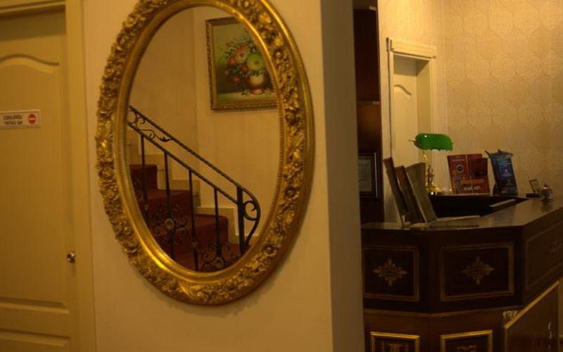 Apex Hotel