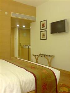 Grand Sarovar Premiere