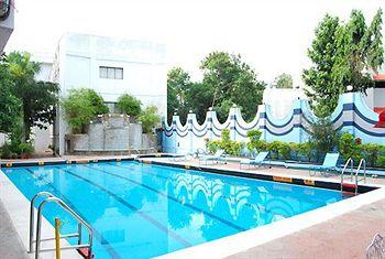 Breeze Residency