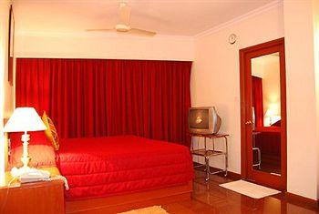 Breeze Residency