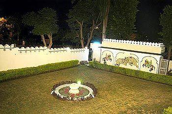 Отель Swaroop Vilas Индия, Удайпур, фото 38