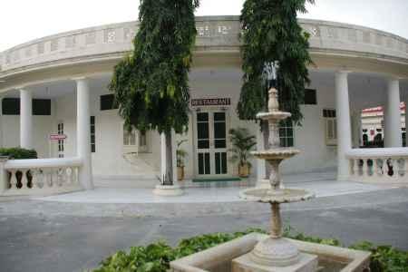 Garden Hotel