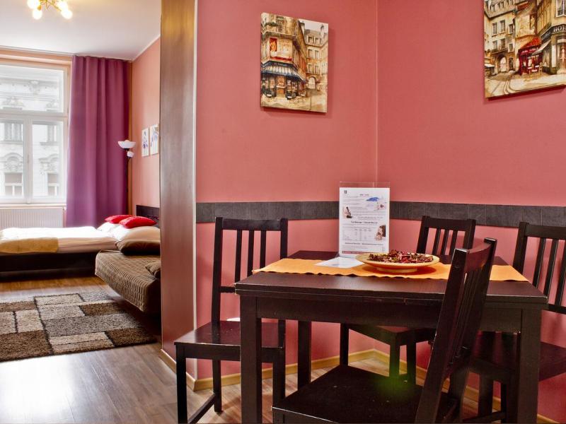 Royal Court Legerova