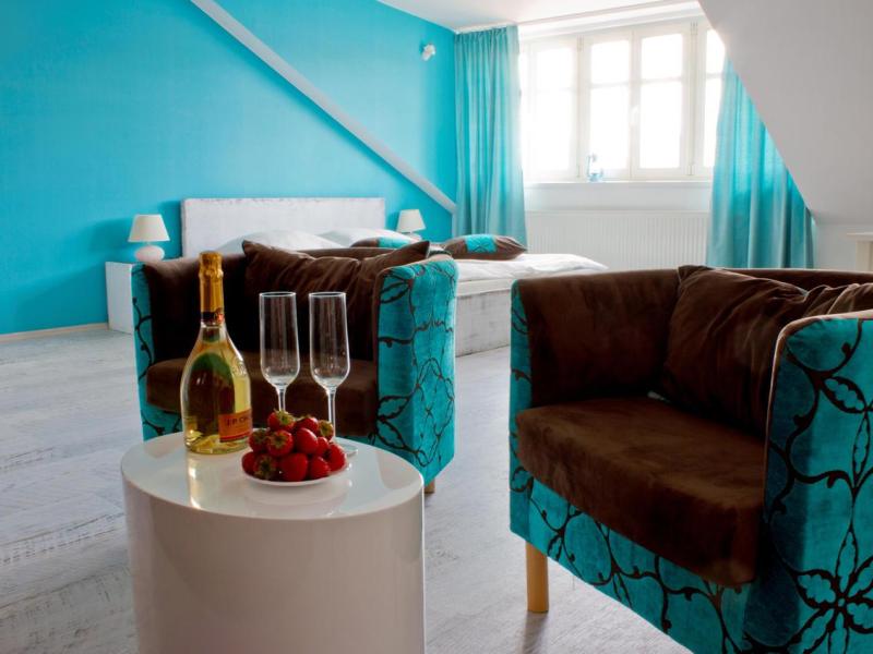 Royal Court Legerova