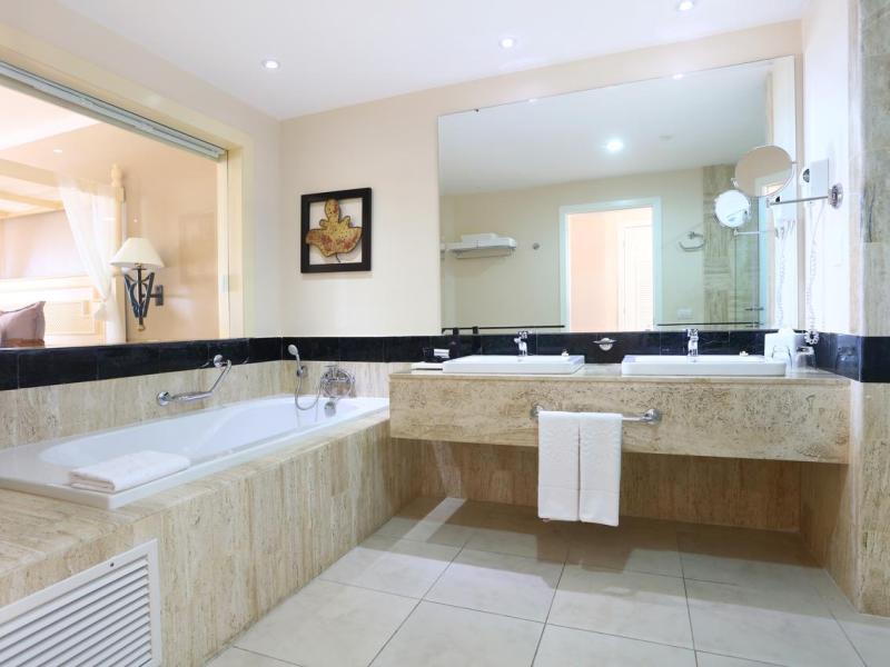 Luxury Bahia Principe Akumal