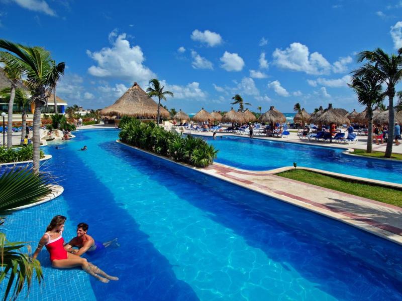 Luxury Bahia Principe Akumal