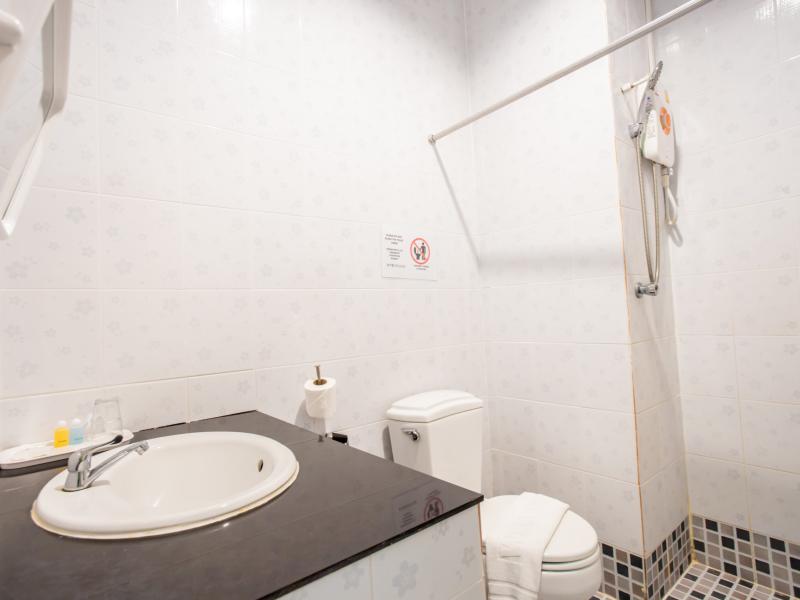 Tri's Miracle Kata Beach Side