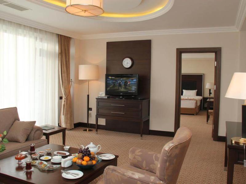 Chinar Hotel & Spa Naftalan