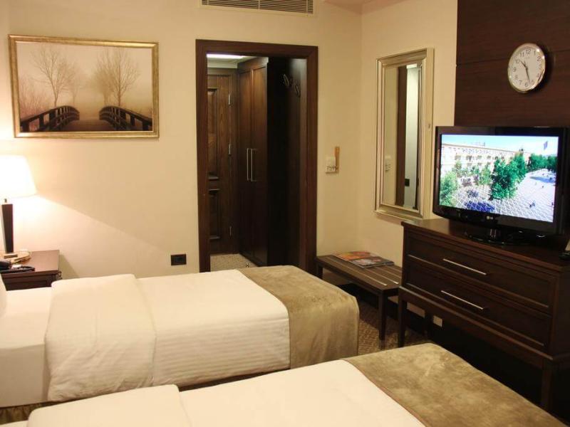 Chinar Hotel & Spa Naftalan