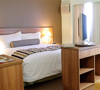 Nobile Lake Side Convention & Resort