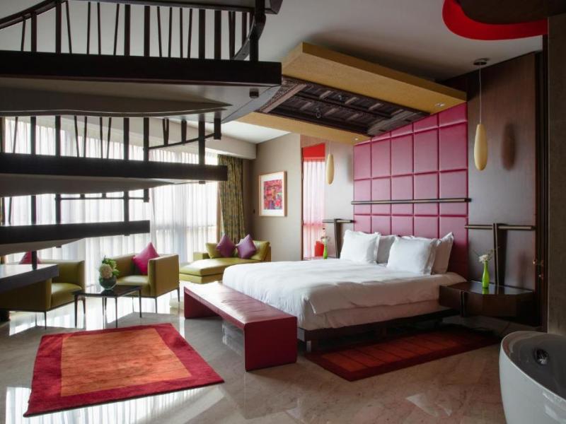 Jumeirah Creekside Hotel