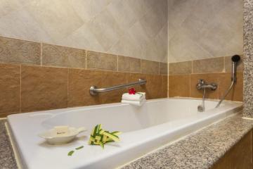 Отель By The Sea Phuket Beach Resort Таиланд, пляж Панва, фото 20