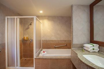 Отель By The Sea Phuket Beach Resort Таиланд, пляж Панва, фото 2