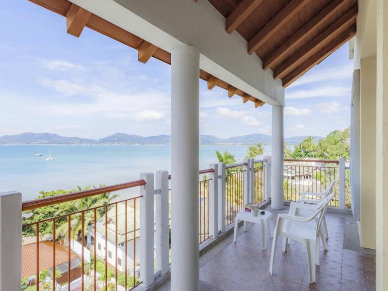 By The Sea Phuket Beach Resort