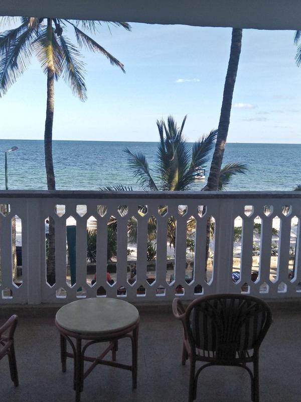 Travellers Beach Hotel & Club