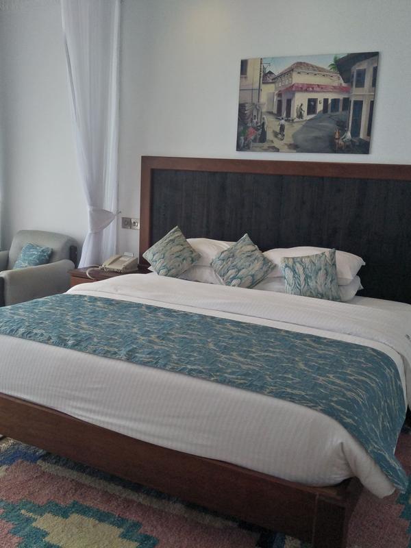 Travellers Beach Hotel & Club