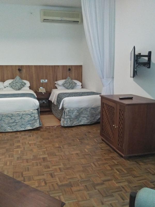 Travellers Beach Hotel & Club