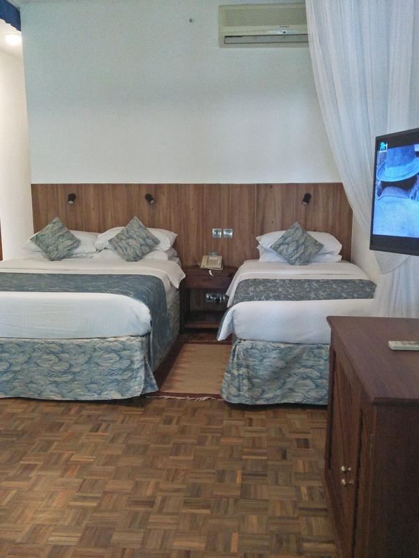 Travellers Beach Hotel & Club