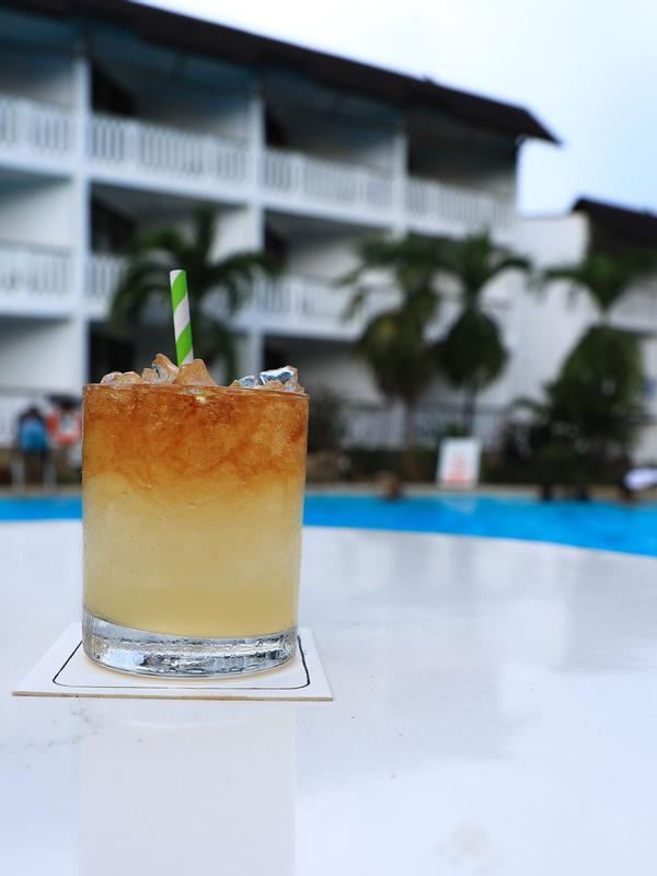 Travellers Beach Hotel & Club