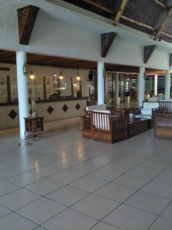 Travellers Beach Hotel & Club