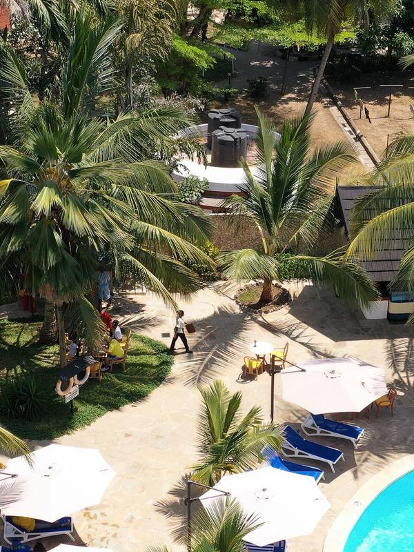 Travellers Beach Hotel & Club
