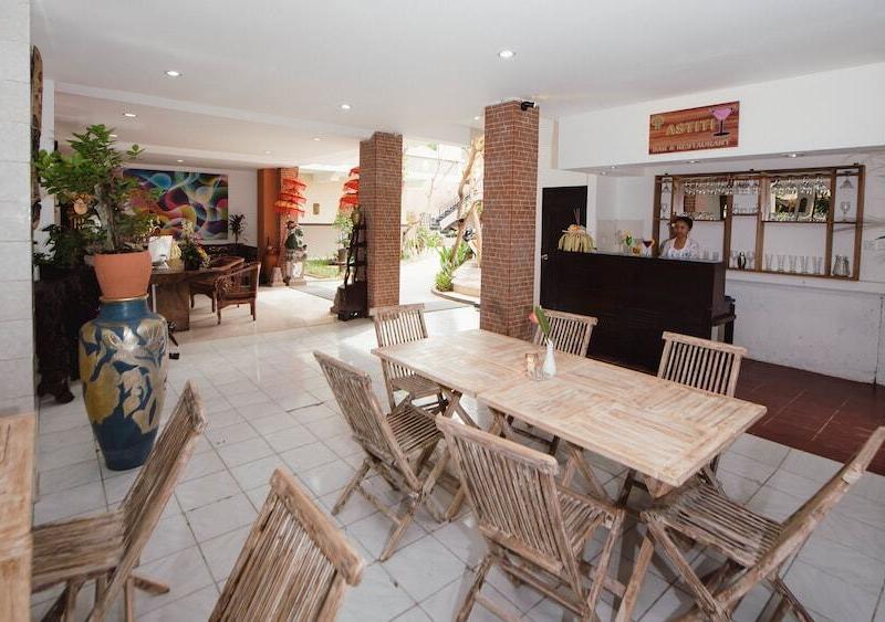 Capital O 1666 Grand Pudjawan Hotel Near Kuta Beach